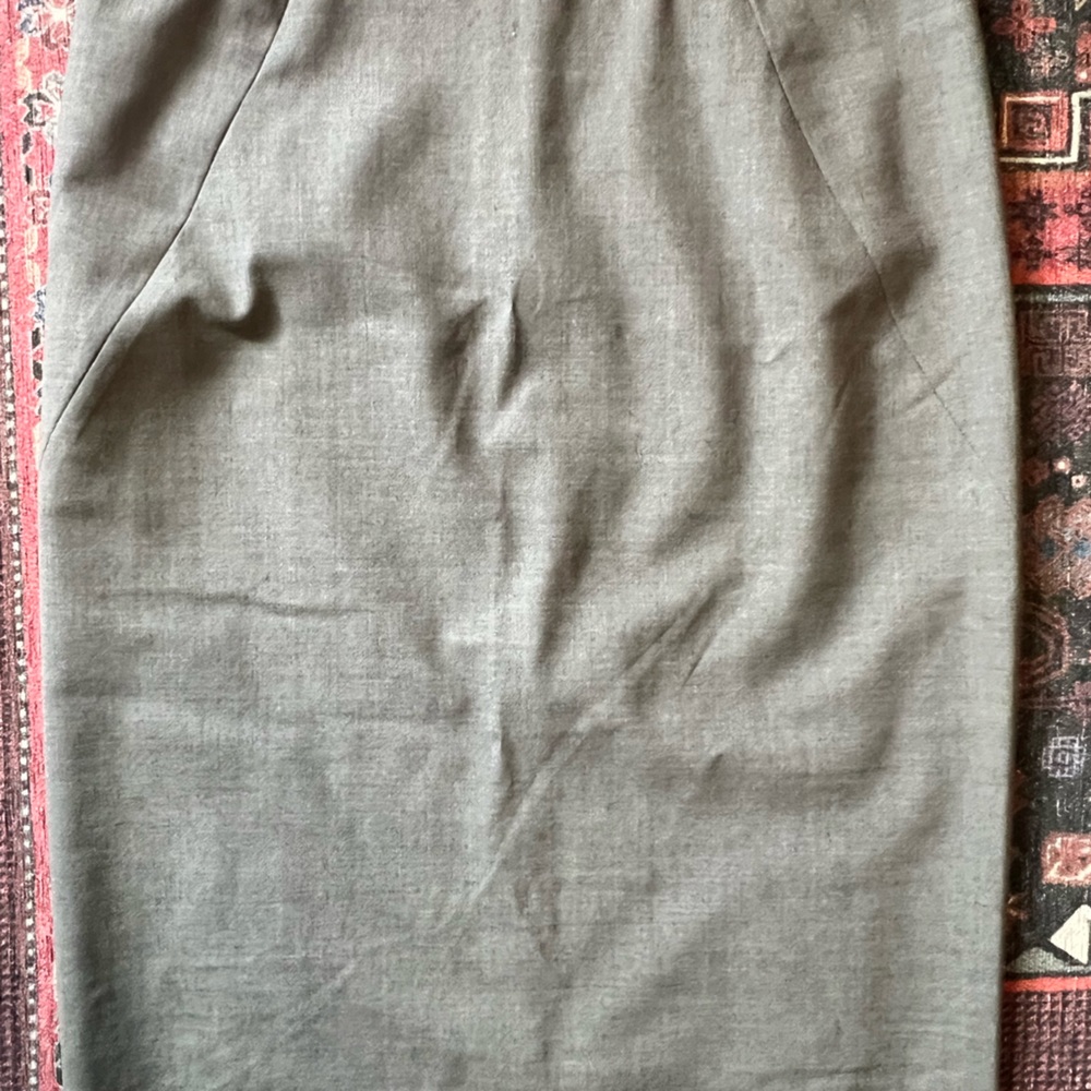 Theory grey wool blend pencil skirt